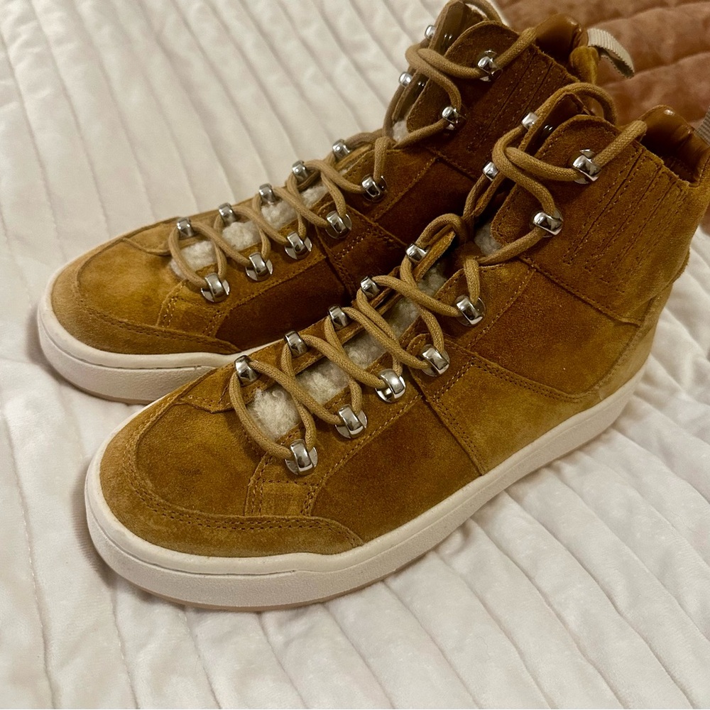 Marc Fisher High-Top Suede Sneakers with Sherpa size 7 - Picture 3 of 6